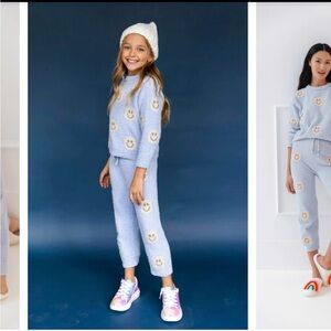 Lola and the boys cozy set!